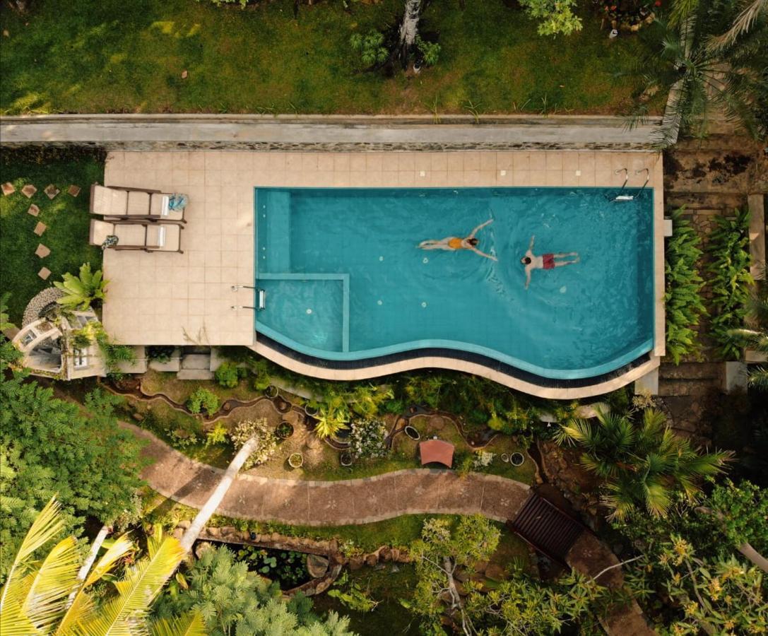 Villa Birdlake Хикадува Екстериор снимка