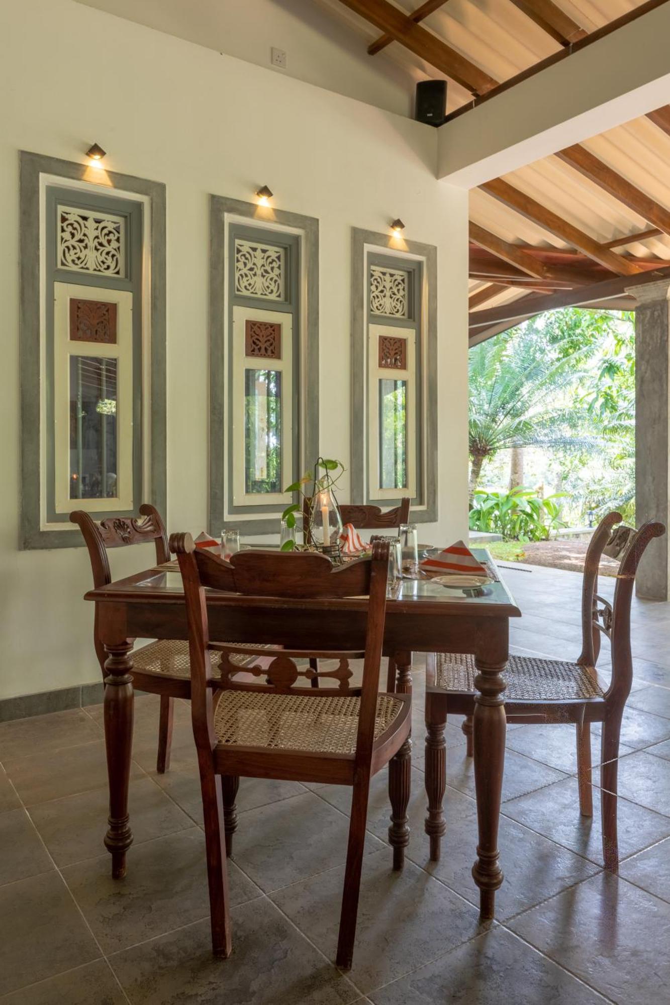 Villa Birdlake Хикадува Екстериор снимка