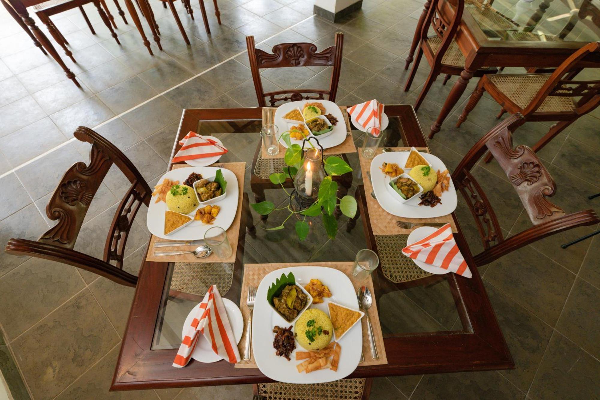 Villa Birdlake Хикадува Екстериор снимка